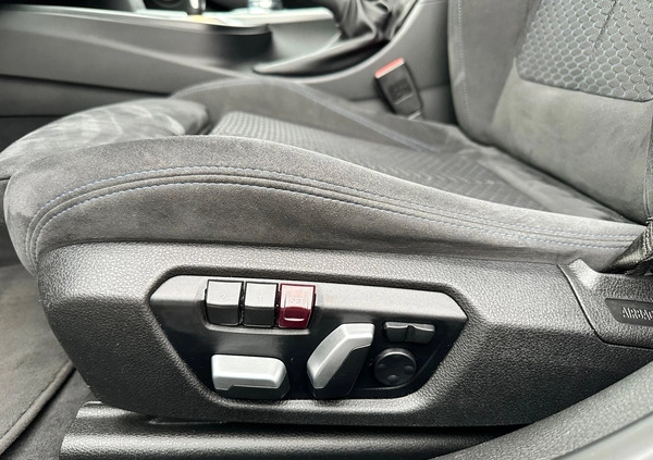 BMW Seria 3 cena 74000 przebieg: 167000, rok produkcji 2017 z Szczecin małe 781
